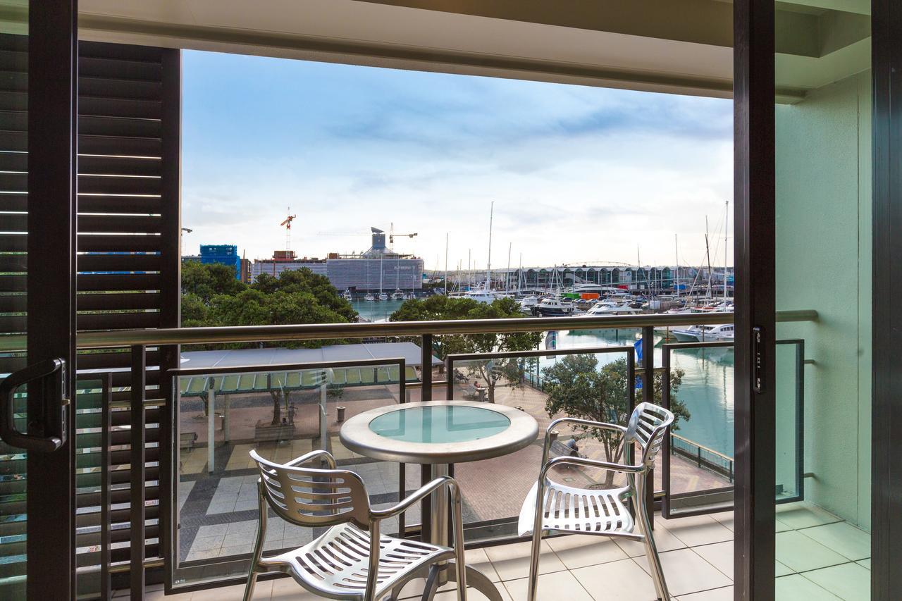 Cbd Viaduct Harbour Resortオークランド エクステリア 写真