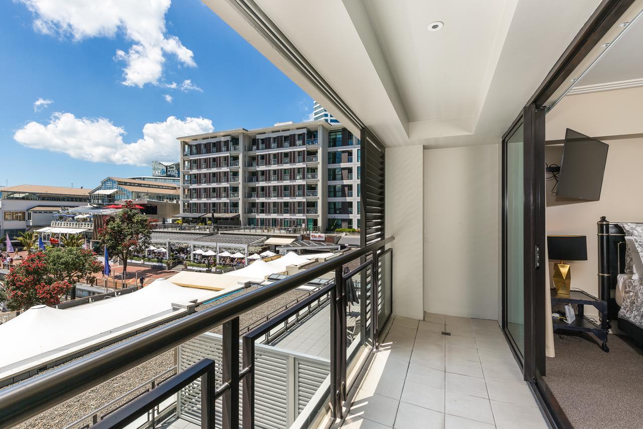 Cbd Viaduct Harbour Resortオークランド エクステリア 写真
