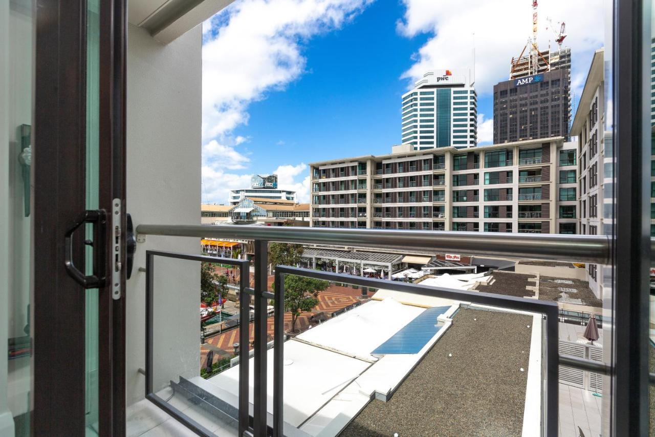 Cbd Viaduct Harbour Resortオークランド エクステリア 写真